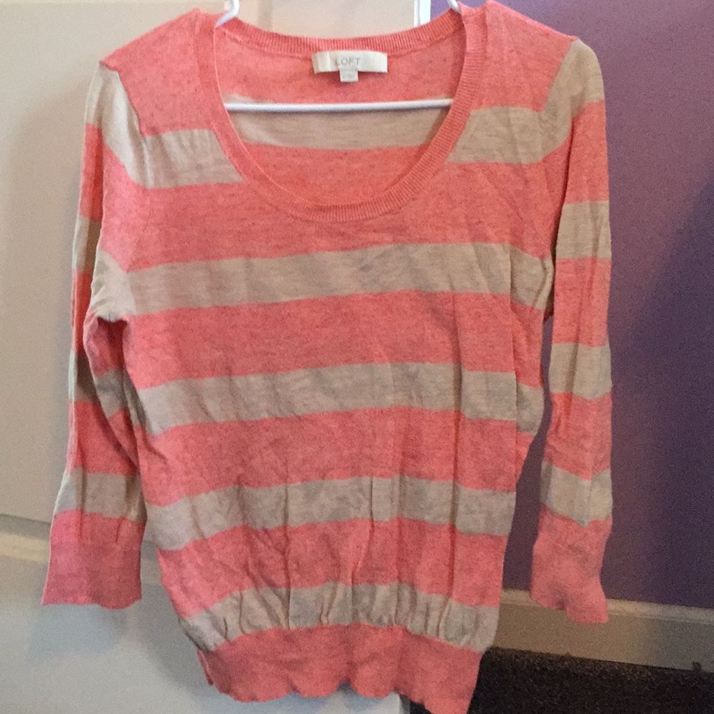 Loft scoop neck light weight sweater